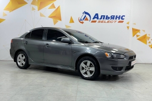 MITSUBISHI LANCER