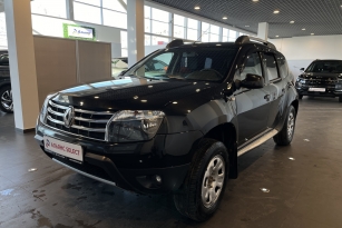 RENAULT DUSTER