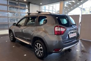 NISSAN TERRANO