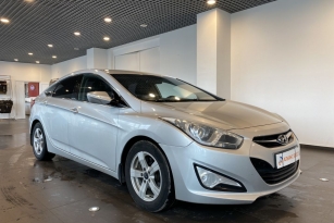 HYUNDAI i 40