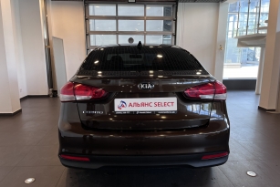 KIA CERATO