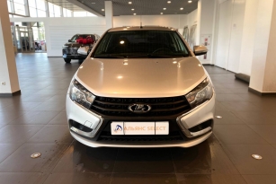 LADA VESTA