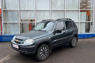 CHEVROLET NIVA