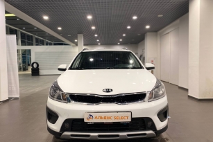 KIA RIO X-LINE