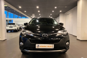 TOYOTA RAV 4