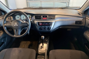 MITSUBISHI LANCER 1.6