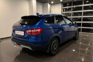LADA VESTA