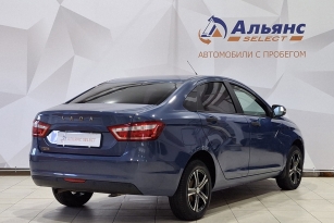 LADA VESTA