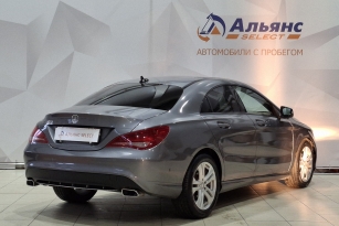 MERCEDES-BENZ CLA