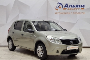 RENAULT SANDERO