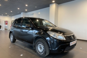 RENAULT SANDERO