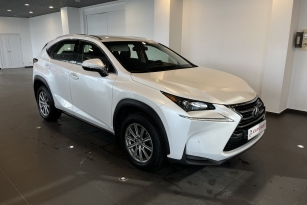 LEXUS NX200