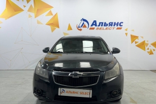 CHEVROLET CRUZE