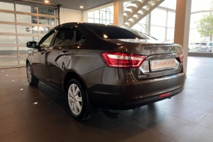 LADA VESTA