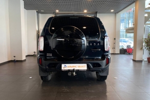 LADA NIVA TRAVEL