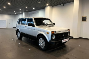LADA 2131 (4X4)
