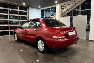 MITSUBISHI LANCER