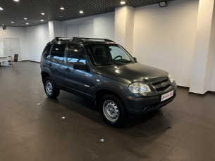CHEVROLET NIVA