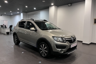 RENAULT SANDERO