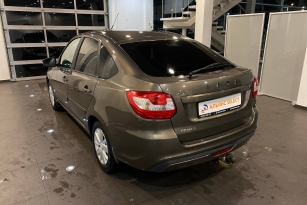 LADA GRANTA