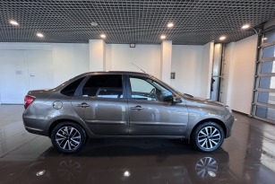 LADA GRANTA