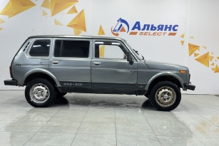 LADA 2131 (4X4)