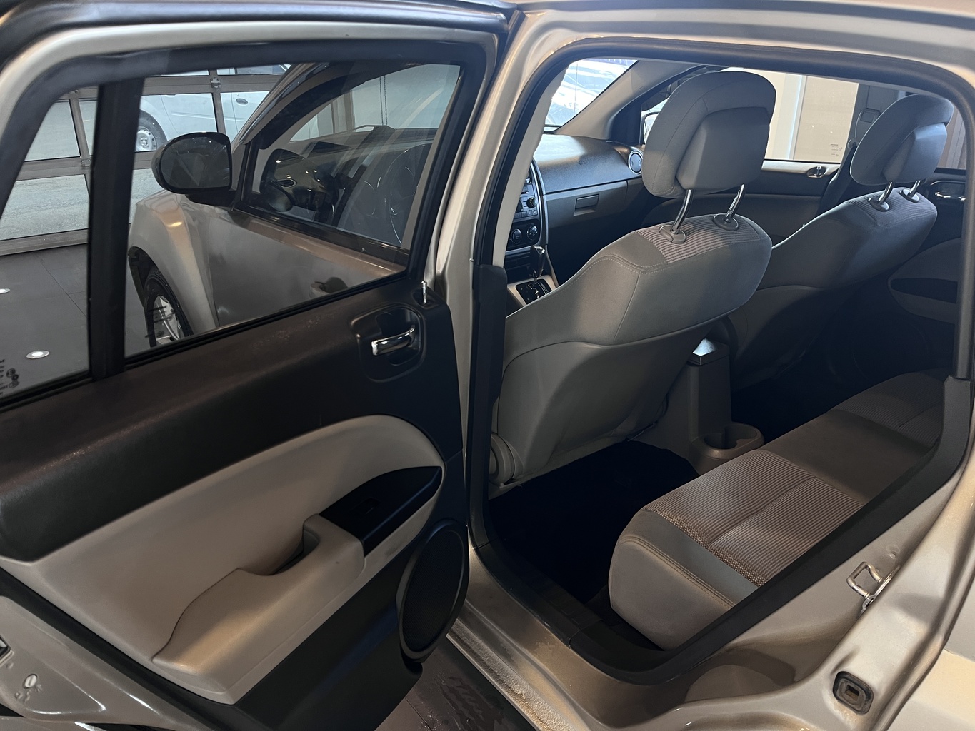 DODGE CALIBER