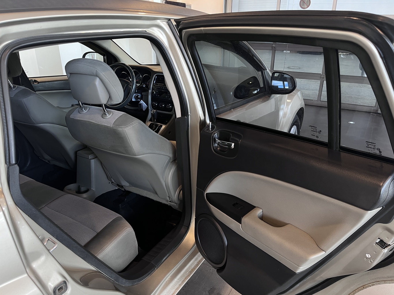 DODGE CALIBER