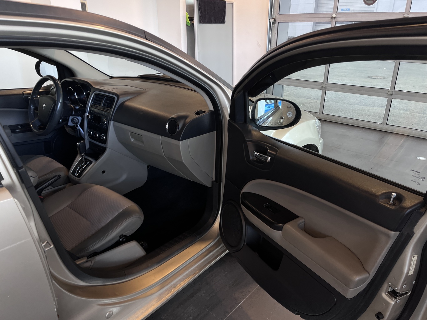 DODGE CALIBER