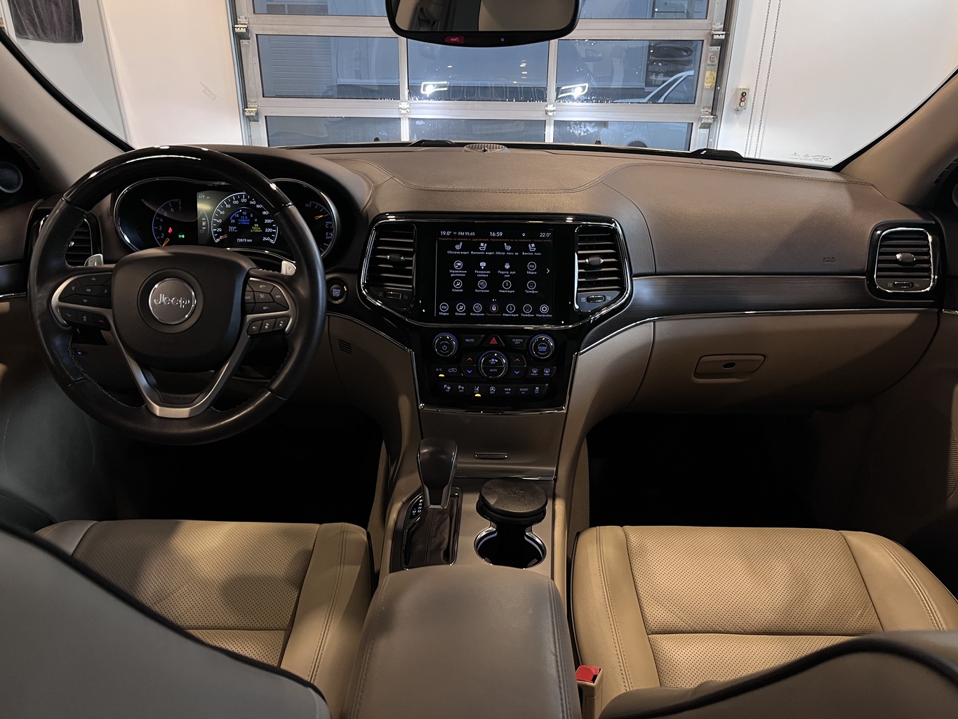 JEEP GRAND CHEROKEE