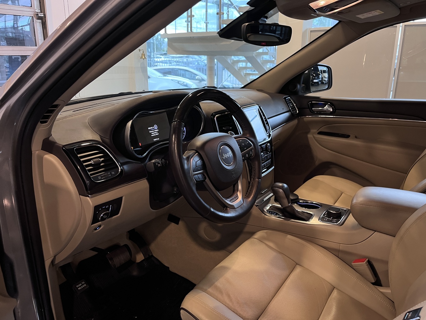 JEEP GRAND CHEROKEE