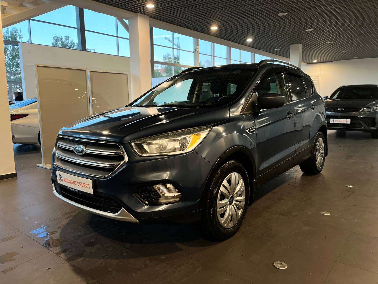 FORD ESCAPE