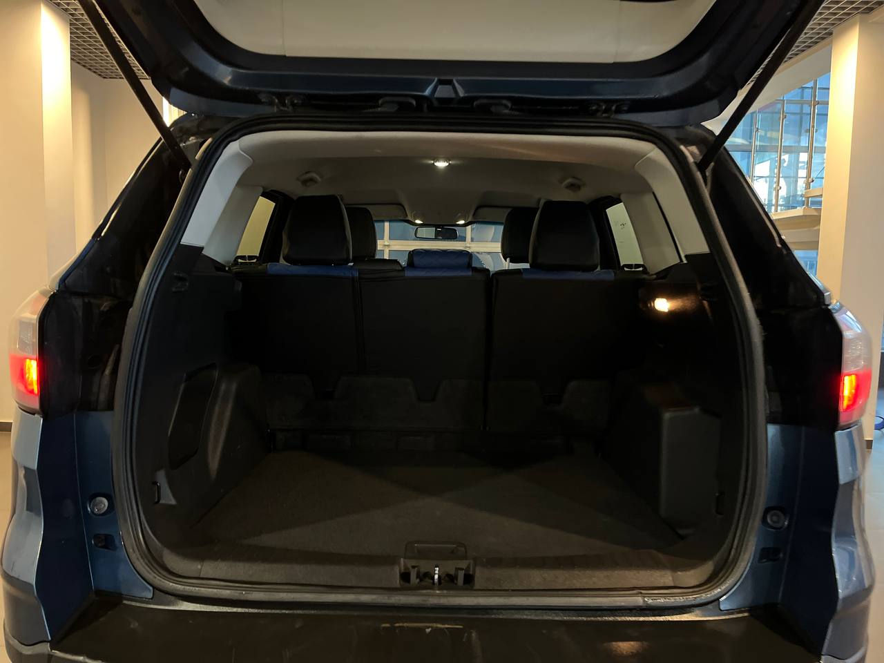 FORD ESCAPE