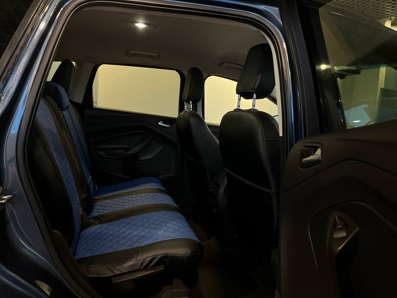 FORD ESCAPE