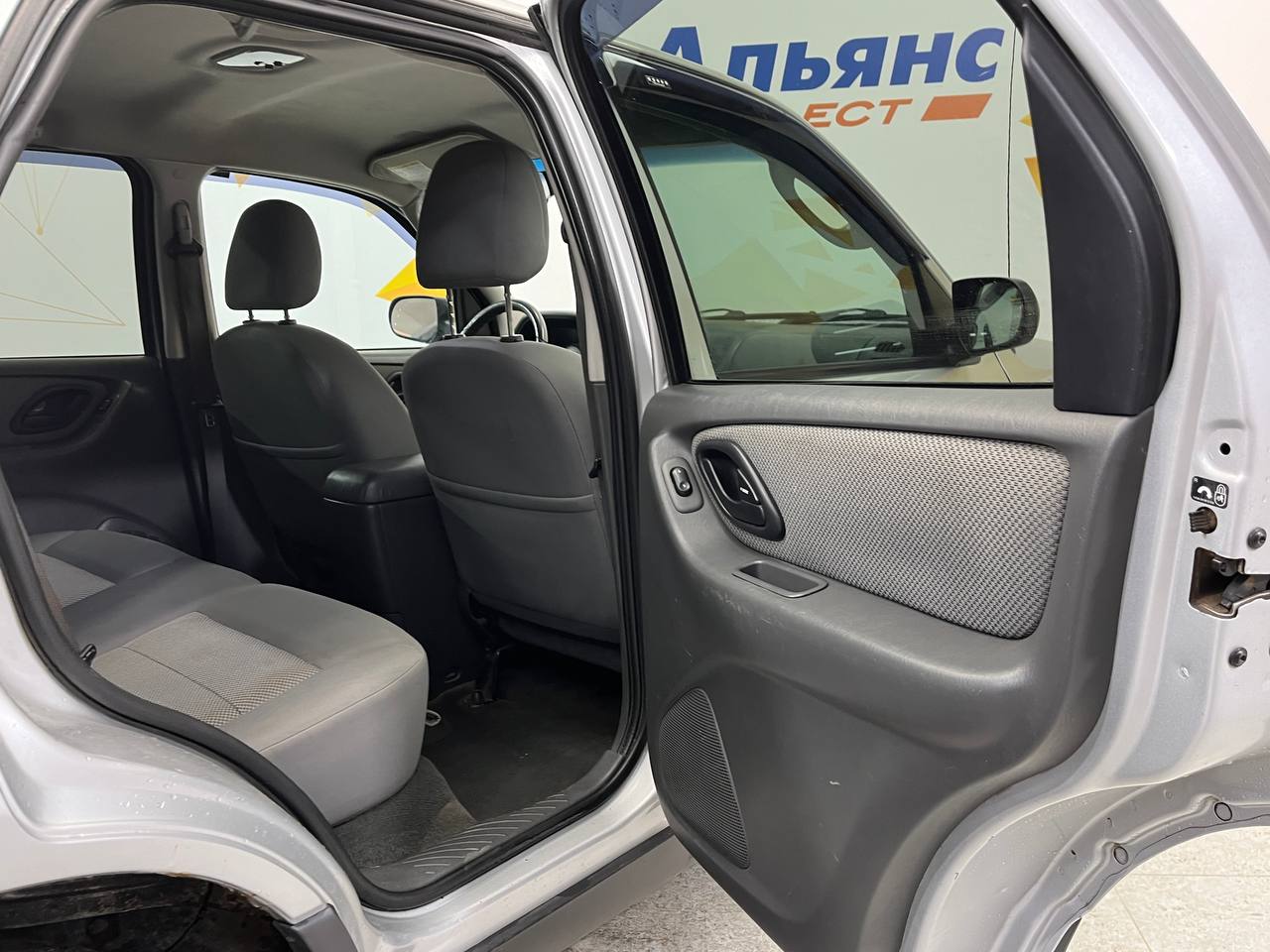 FORD ESCAPE HYBRID