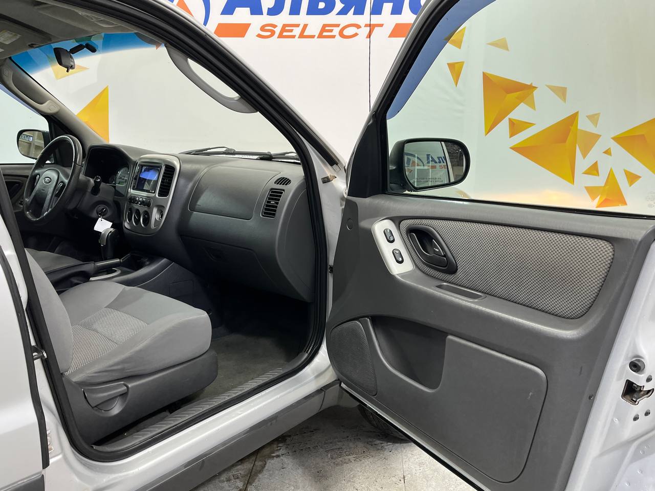 FORD ESCAPE HYBRID