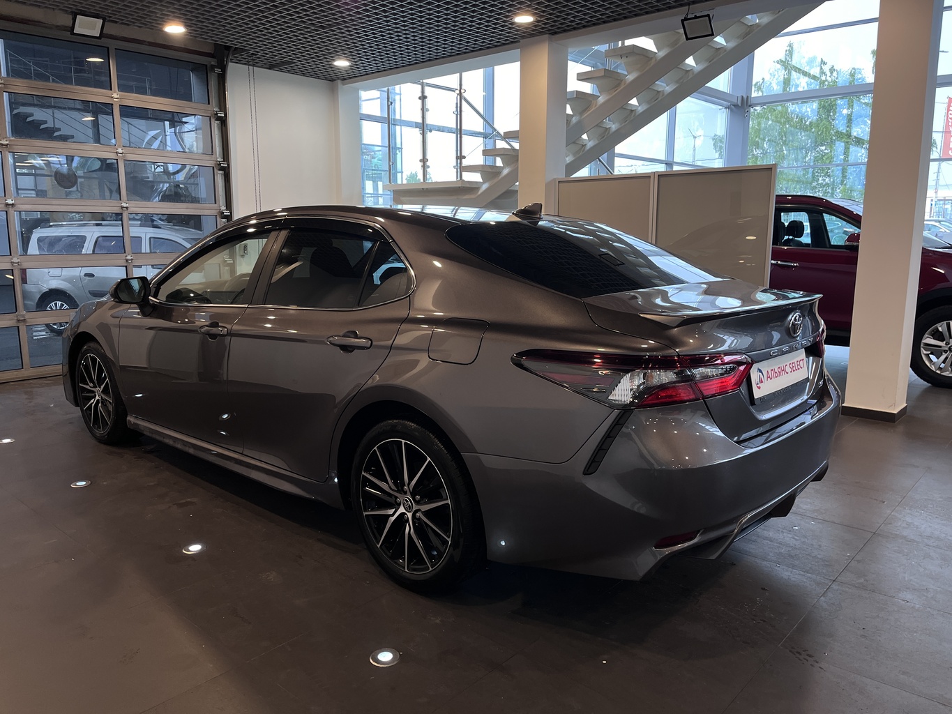TOYOTA CAMRY