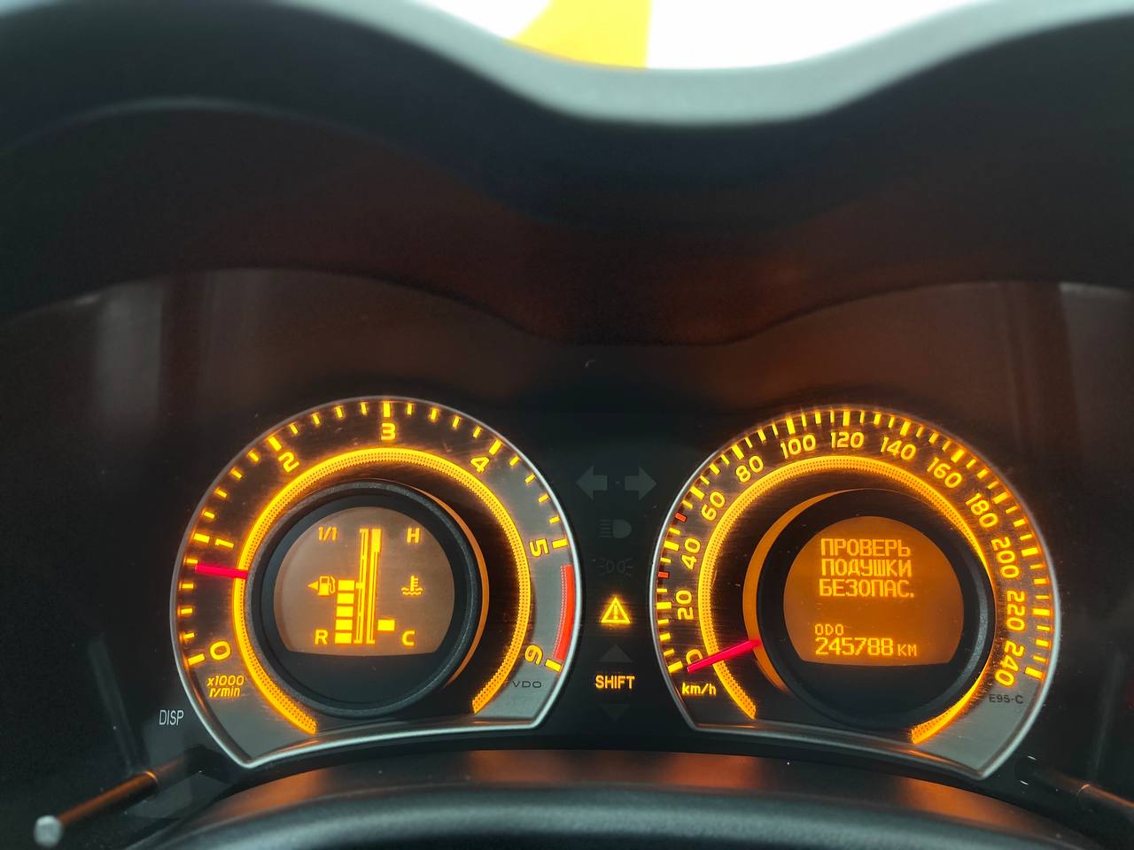 TOYOTA COROLLA
