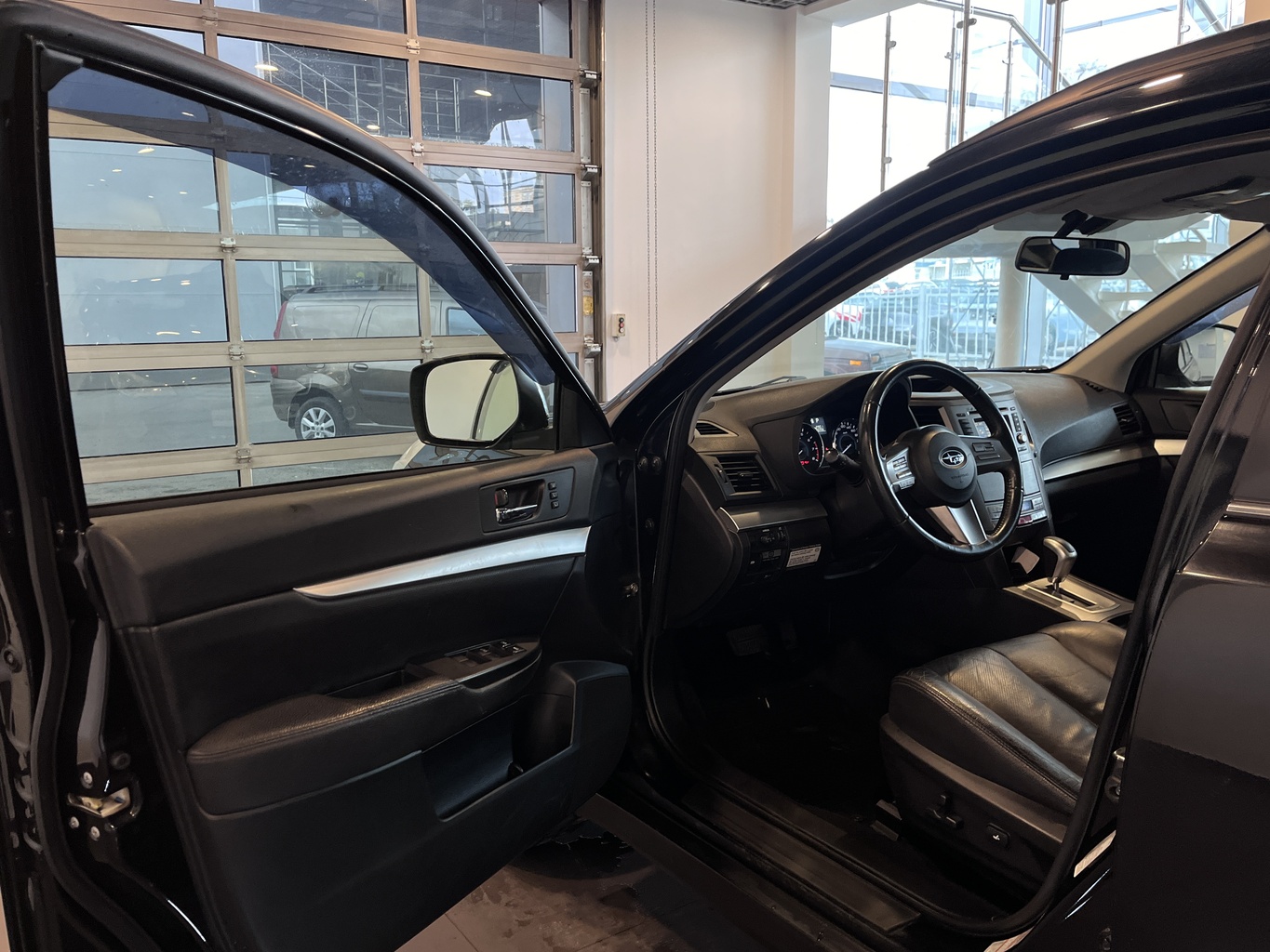 SUBARU OUTBACK