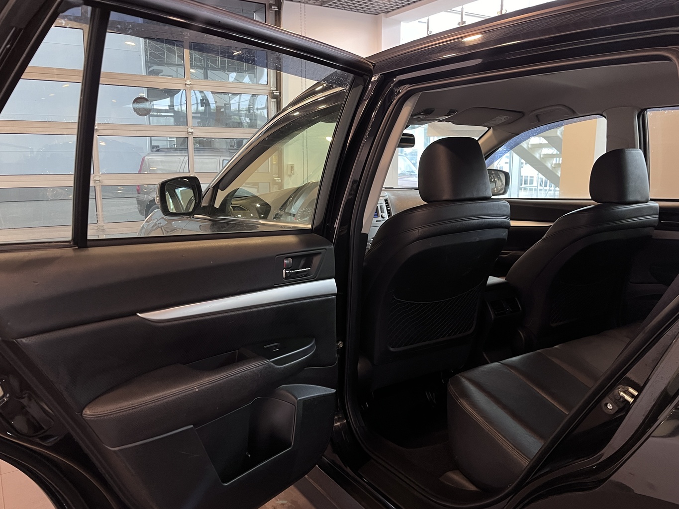 SUBARU OUTBACK