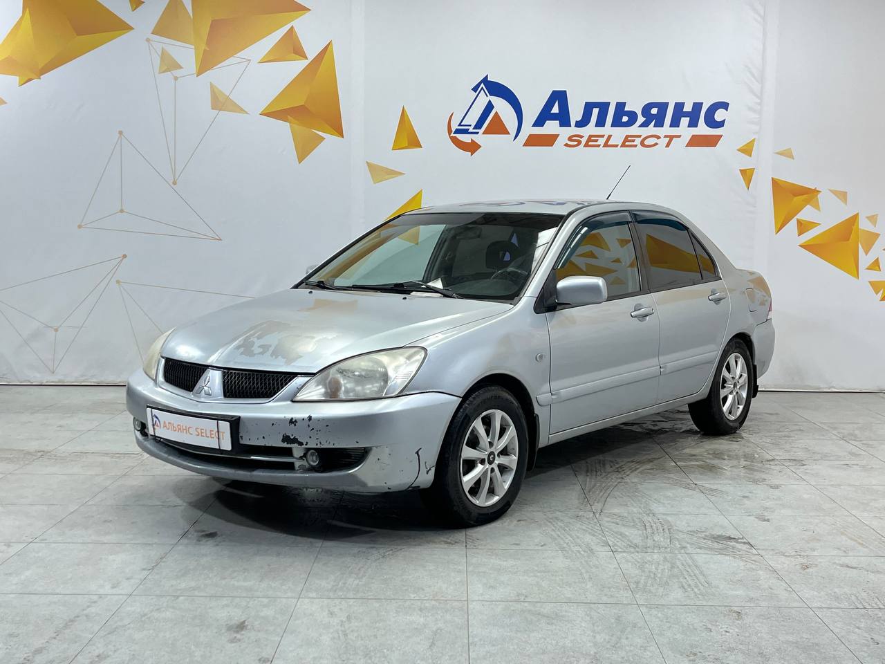 MITSUBISHI LANCER