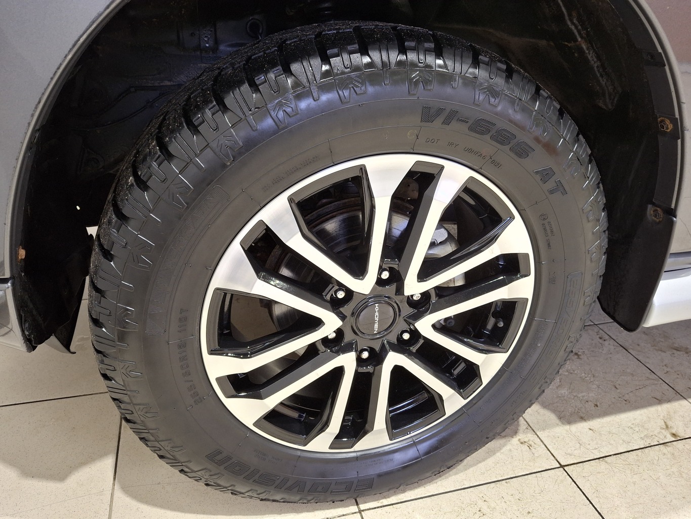 MITSUBISHI PAJERO