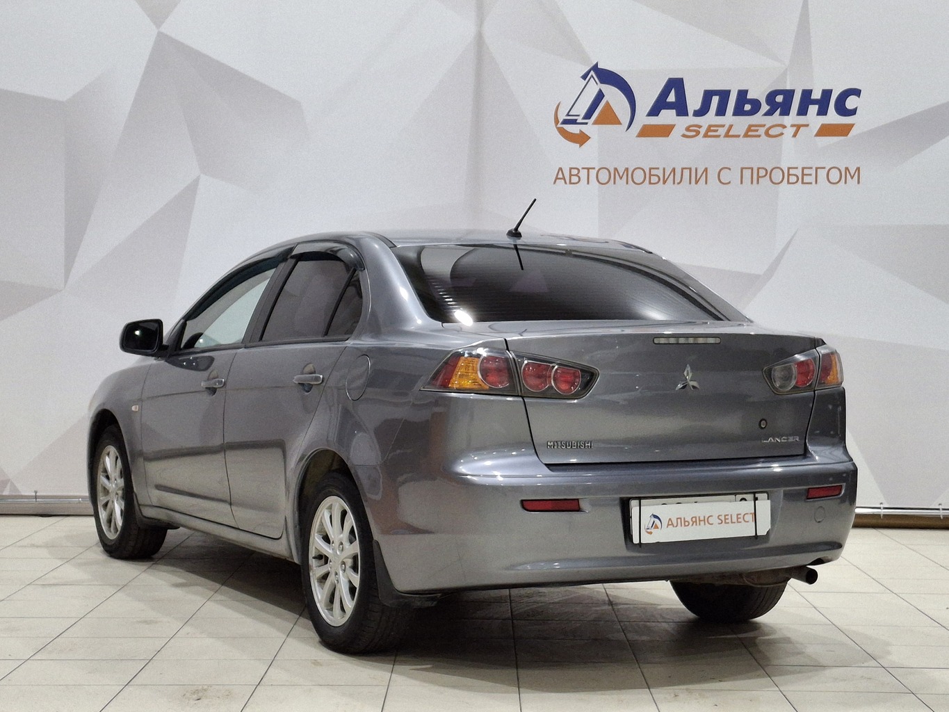 MITSUBISHI LANCER
