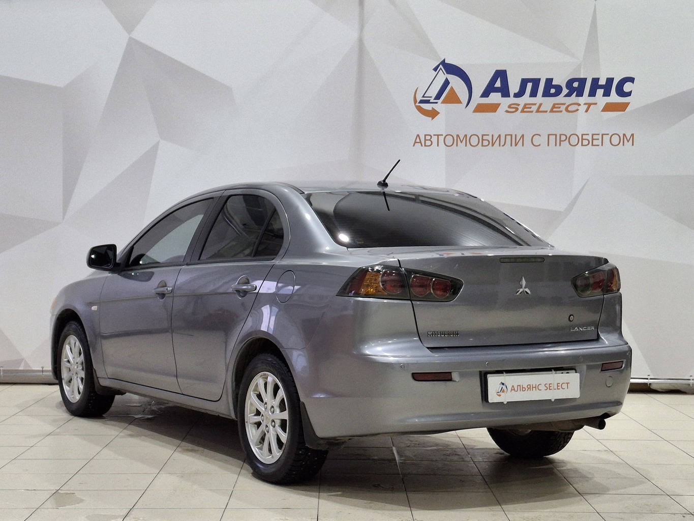 MITSUBISHI LANCER