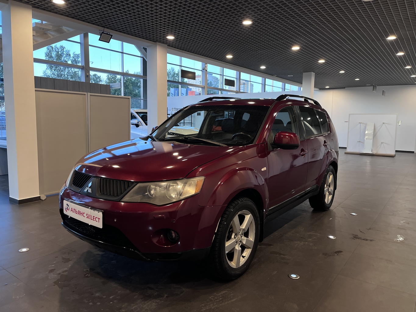 MITSUBISHI OUTLANDER