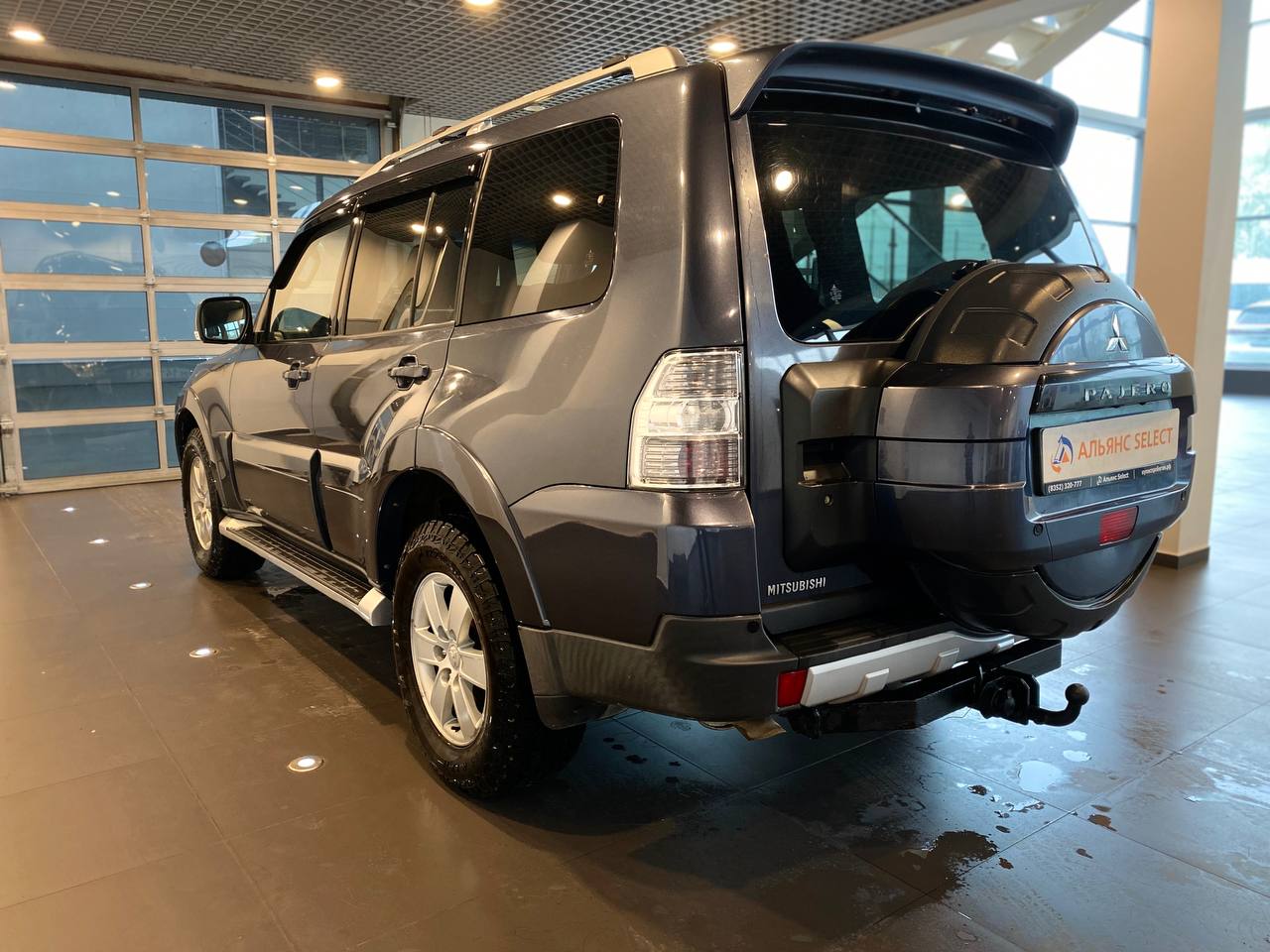 MITSUBISHI PAJERO