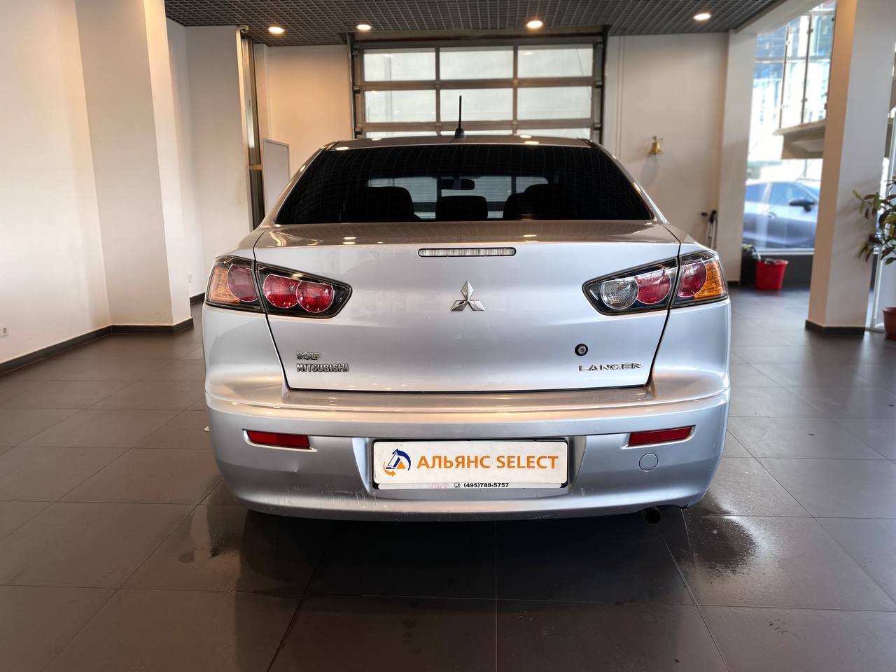 MITSUBISHI LANCER