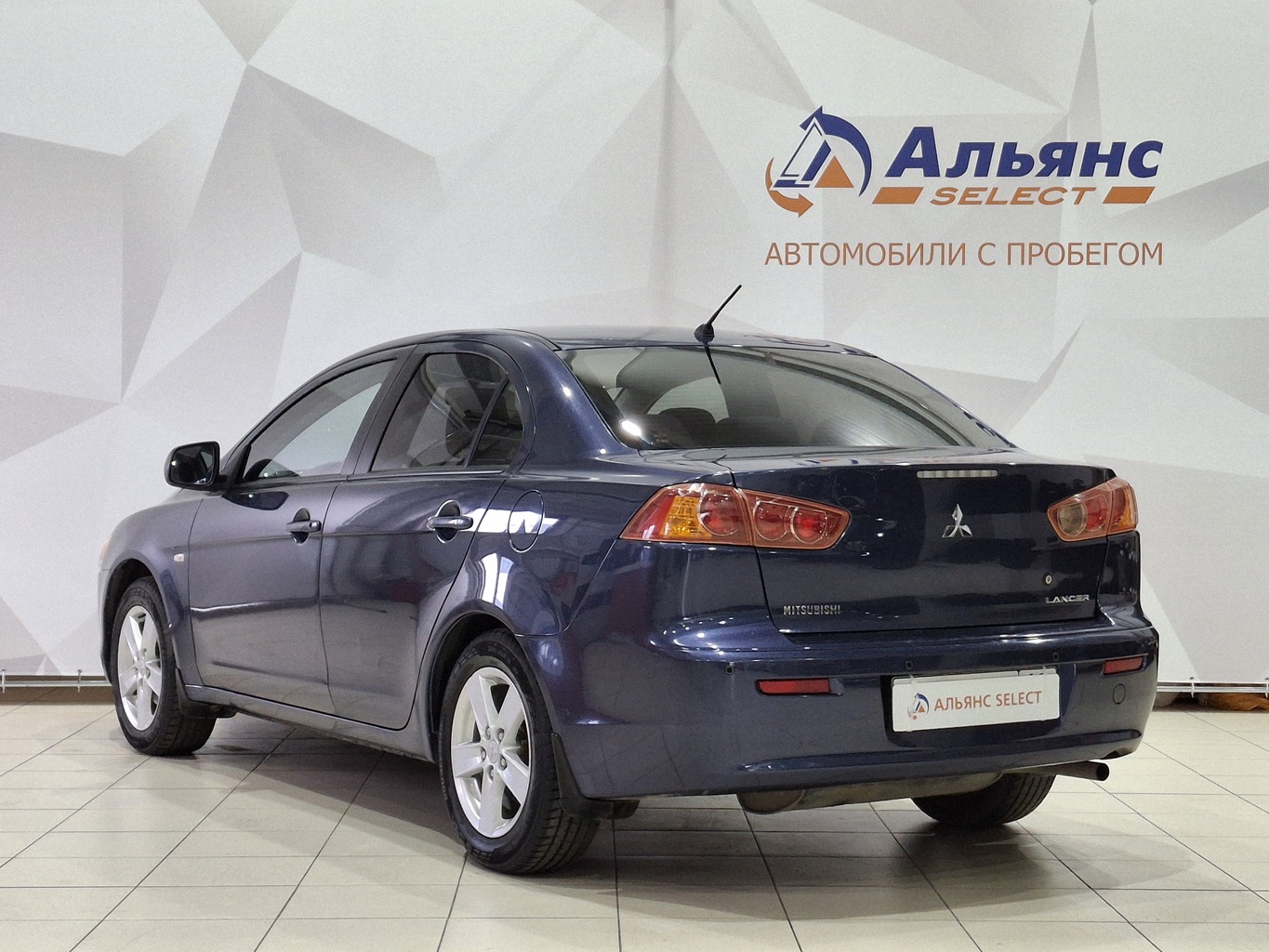 MITSUBISHI LANCER