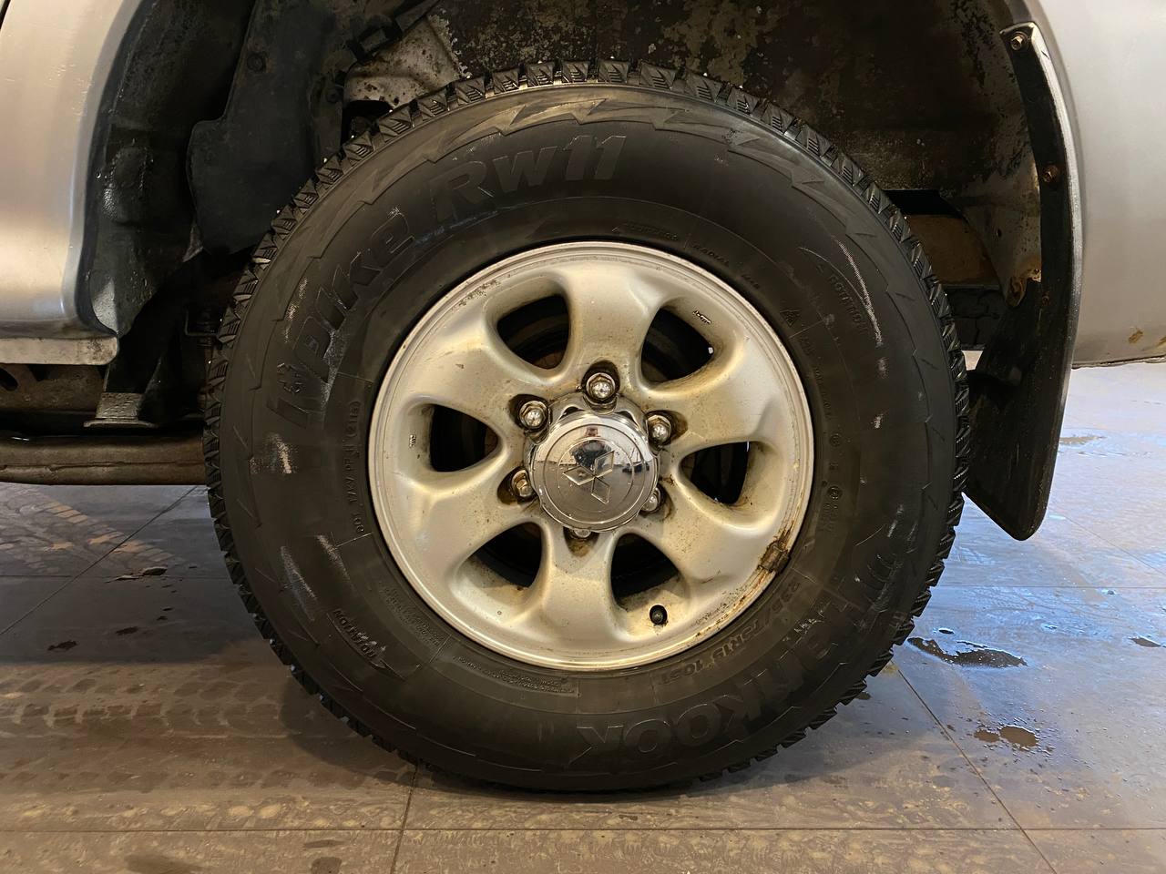 MITSUBISHI PAJERO SPORT