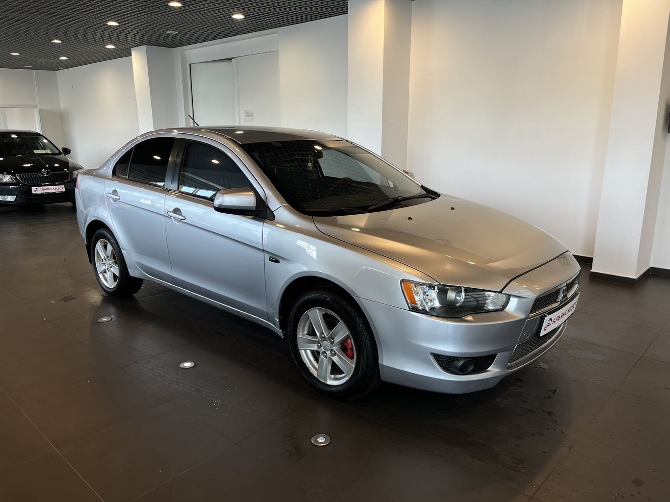 MITSUBISHI LANCER